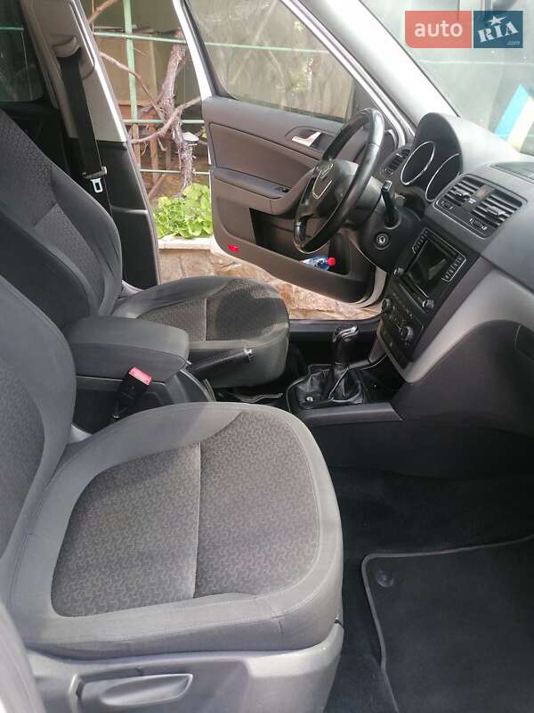 Внедорожник / Кроссовер Skoda Yeti 2011 в Киеве фото 33 Внедорожник / Кроссовер Skoda Yeti 2011 в Киеве