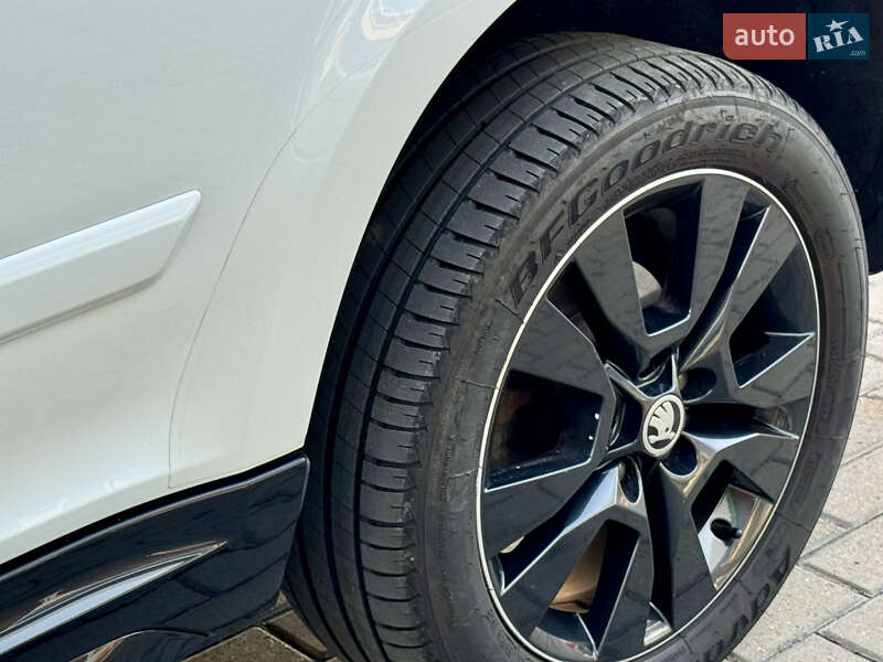 Внедорожник / Кроссовер Skoda Yeti 2015 в Житомире