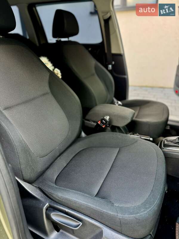 Позашляховик / Кросовер Skoda Yeti 2015 в Ужгороді фото 6 Позашляховик / Кросовер Skoda Yeti 2015 в Ужгороді