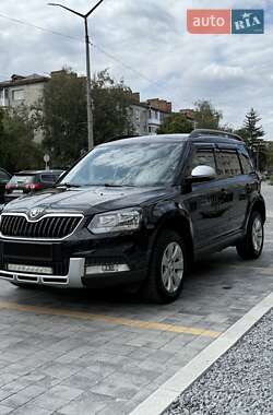 Внедорожник / Кроссовер Skoda Yeti 2014 в Звягеле