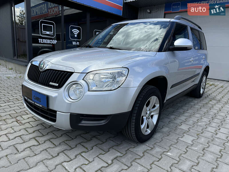 Внедорожник / Кроссовер Skoda Yeti 2013 в 