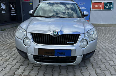 Внедорожник / Кроссовер Skoda Yeti 2013 в 