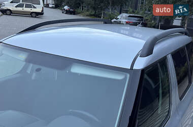 Внедорожник / Кроссовер Skoda Yeti 2010 в 