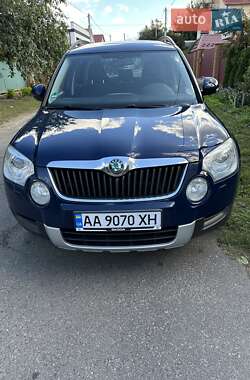 Позашляховик / Кросовер Skoda Yeti 2012 в Києві