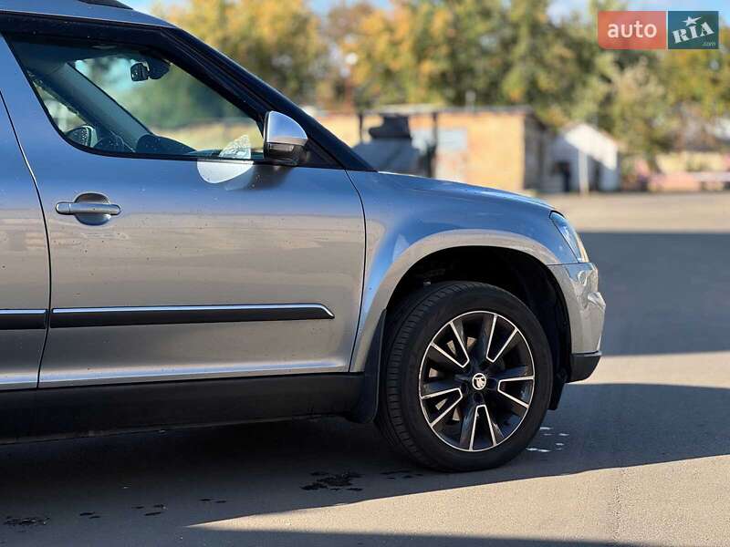Внедорожник / Кроссовер Skoda Yeti 2017 в Киеве