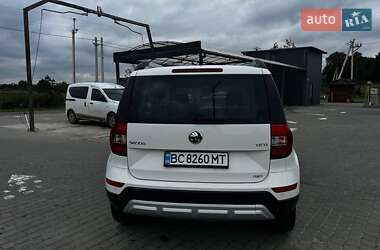 Внедорожник / Кроссовер Skoda Yeti 2015 в 