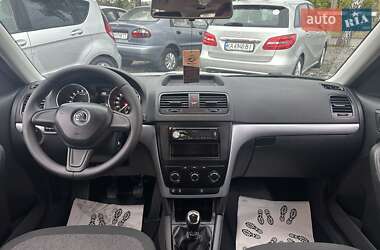 Внедорожник / Кроссовер Skoda Yeti 2015 в 