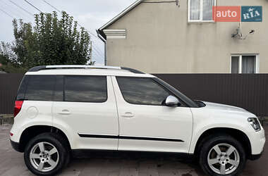 Внедорожник / Кроссовер Skoda Yeti 2017 в 