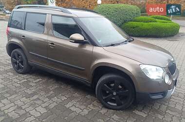 Позашляховик / Кросовер Skoda Yeti 2012 в Луцьку