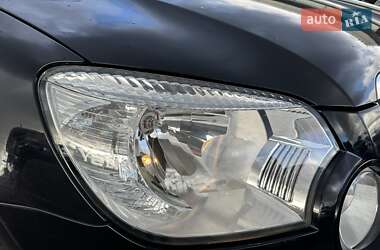 Позашляховик / Кросовер Skoda Yeti 2009 в 