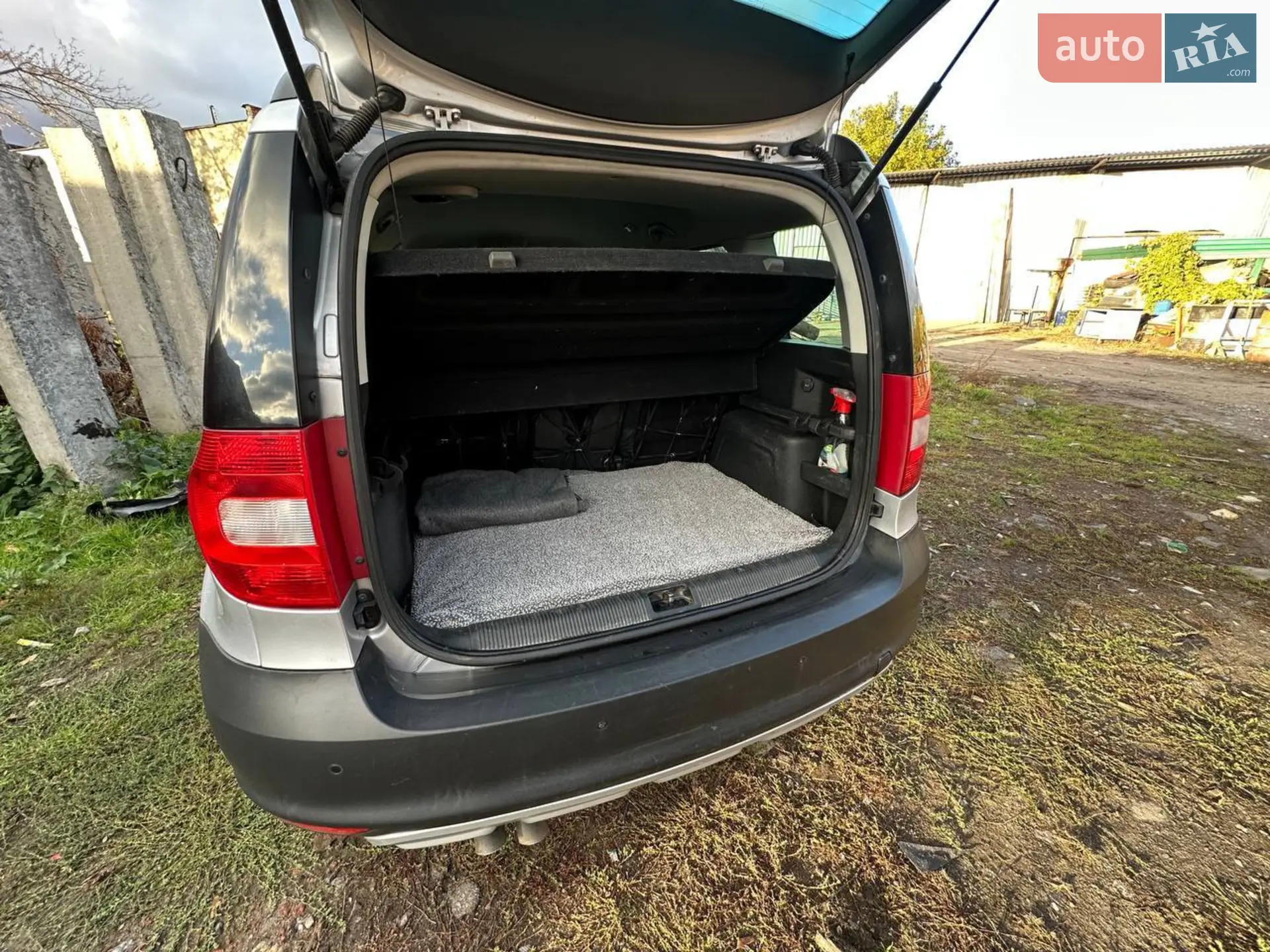 2011 Skoda Yeti - мініатюра 2