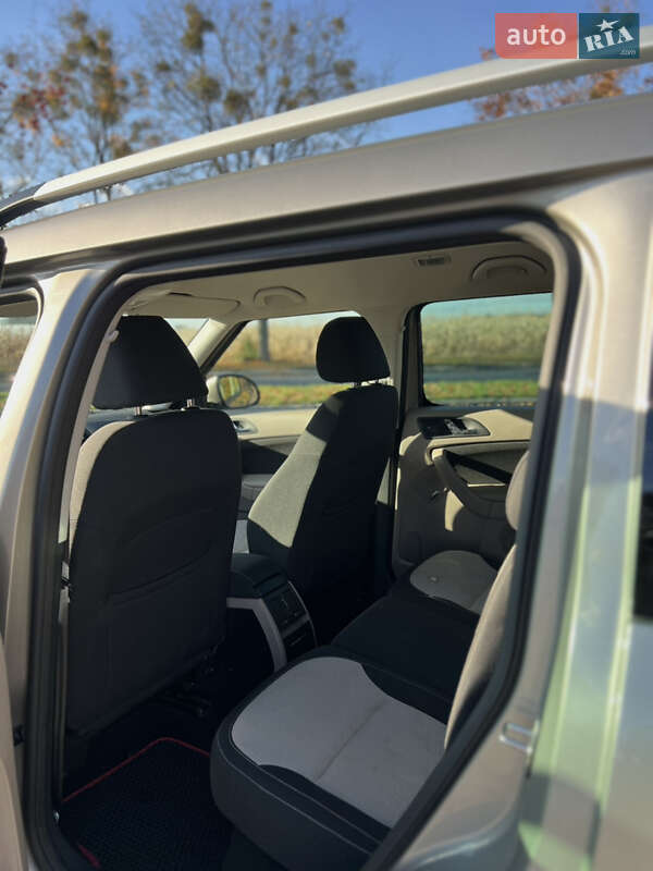 Внедорожник / Кроссовер Skoda Yeti 2010 в Владимире фото 10 Внедорожник / Кроссовер Skoda Yeti 2010 в Владимире