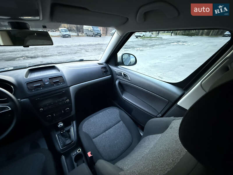 Внедорожник / Кроссовер Skoda Yeti 2014 в Луцке фото 10 Внедорожник / Кроссовер Skoda Yeti 2014 в Луцке