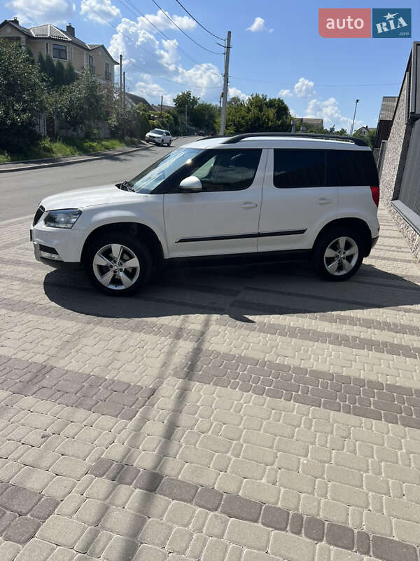 Внедорожник / Кроссовер Skoda Yeti 2013 в Николаеве