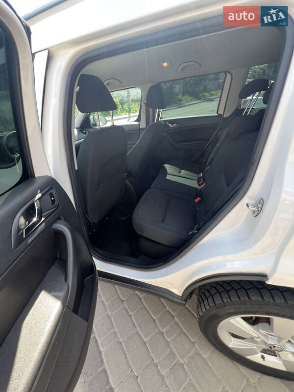 Внедорожник / Кроссовер Skoda Yeti 2013 в Николаеве