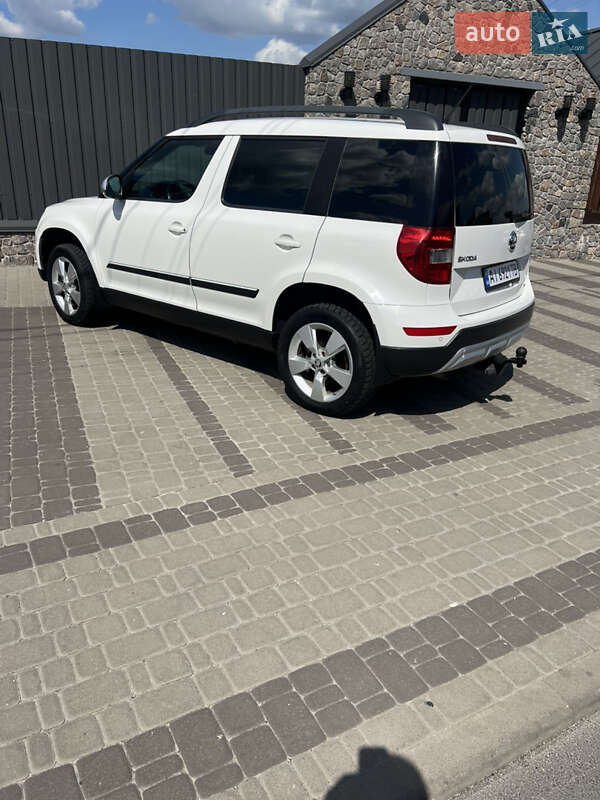 Внедорожник / Кроссовер Skoda Yeti 2013 в Николаеве