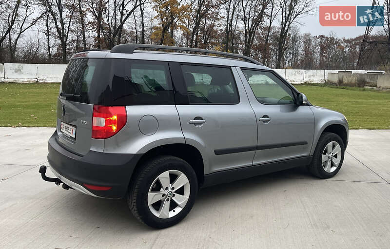 Внедорожник / Кроссовер Skoda Yeti 2011 в Луцке