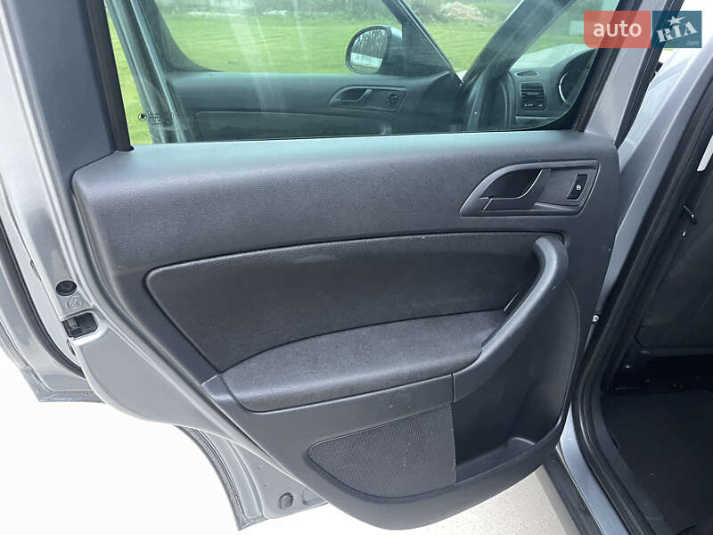 Внедорожник / Кроссовер Skoda Yeti 2011 в Луцке