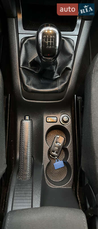 Внедорожник / Кроссовер Skoda Yeti 2011 в Луцке