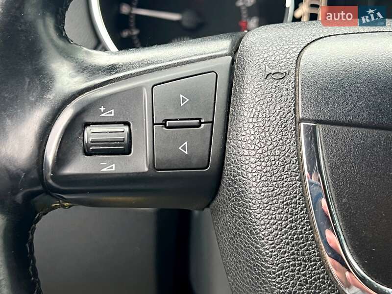 Позашляховик / Кросовер Skoda Yeti 2012 в Києві фото 29 Позашляховик / Кросовер Skoda Yeti 2012 в Києві