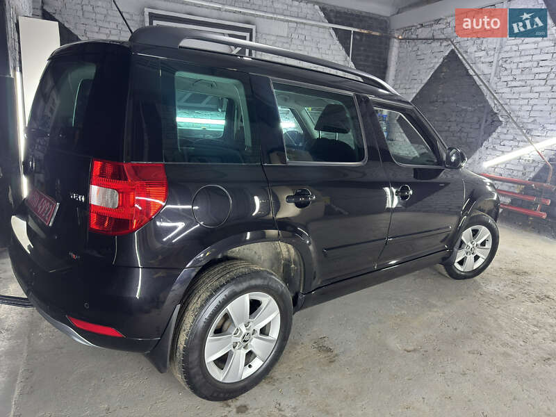 Позашляховик / Кросовер Skoda Yeti 2014 в Сумах фото 66 Позашляховик / Кросовер Skoda Yeti 2014 в Сумах