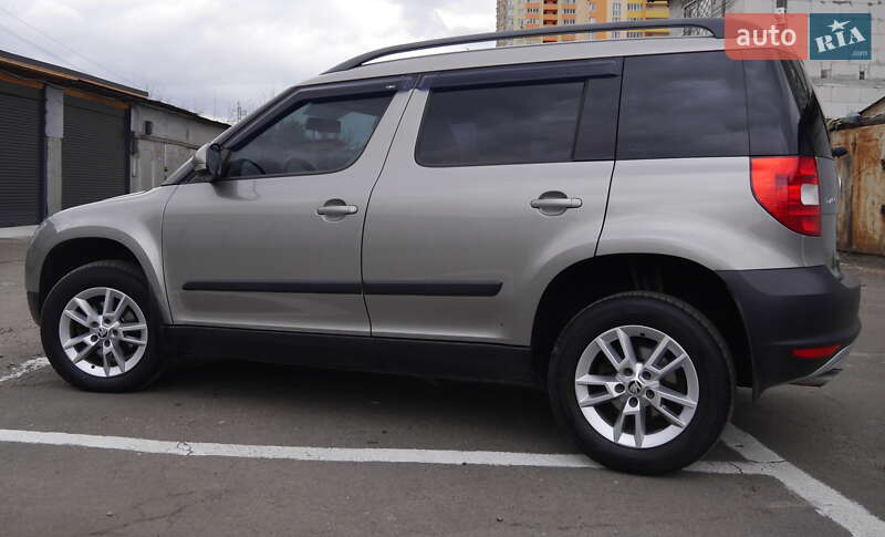 Внедорожник / Кроссовер Skoda Yeti 2011 в Киеве фото 2 Внедорожник / Кроссовер Skoda Yeti 2011 в Киеве