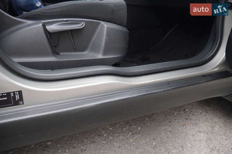 Внедорожник / Кроссовер Skoda Yeti 2011 в Киеве фото 17 Внедорожник / Кроссовер Skoda Yeti 2011 в Киеве