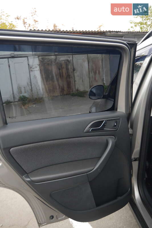 Внедорожник / Кроссовер Skoda Yeti 2011 в Киеве фото 22 Внедорожник / Кроссовер Skoda Yeti 2011 в Киеве