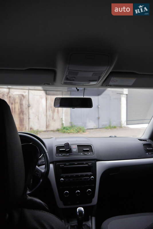 Внедорожник / Кроссовер Skoda Yeti 2011 в Киеве фото 30 Внедорожник / Кроссовер Skoda Yeti 2011 в Киеве