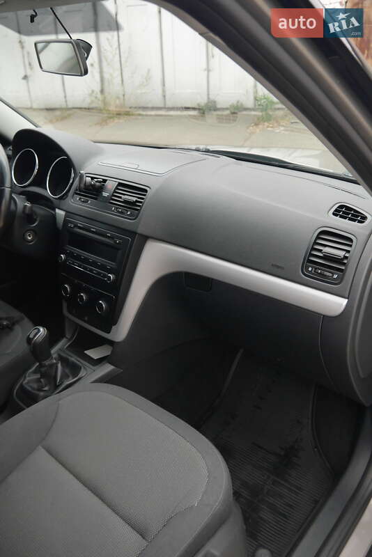 Внедорожник / Кроссовер Skoda Yeti 2011 в Киеве фото 28 Внедорожник / Кроссовер Skoda Yeti 2011 в Киеве