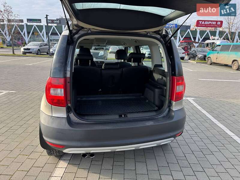Внедорожник / Кроссовер Skoda Yeti 2009 в Хмельницком