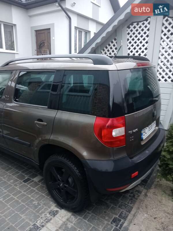 Внедорожник / Кроссовер Skoda Yeti 2011 в Львове