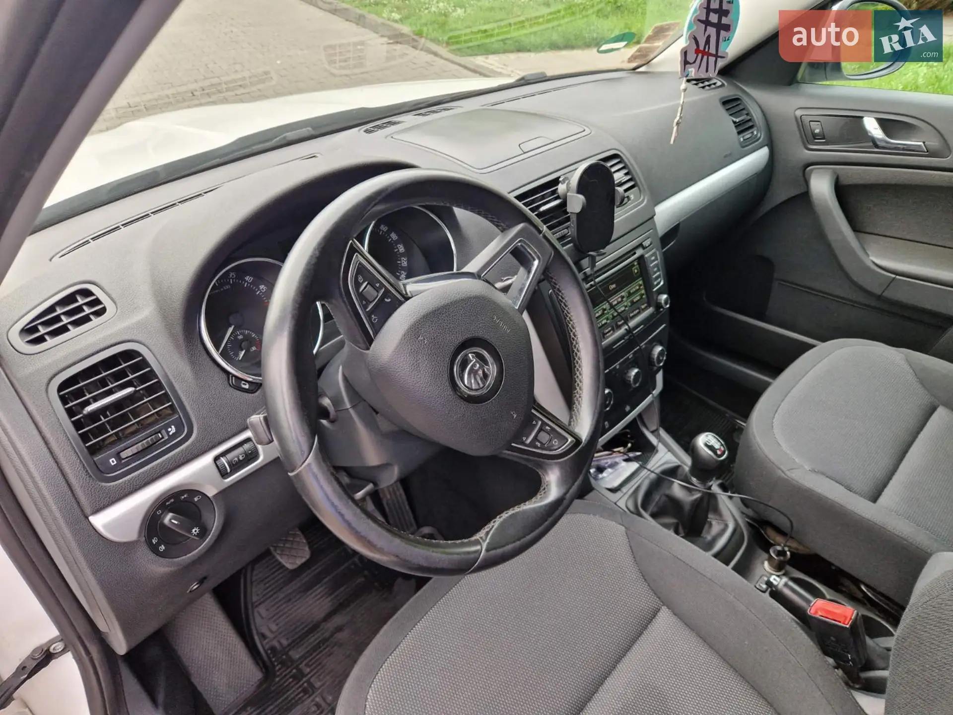 2014 Skoda Yeti - мініатюра 10