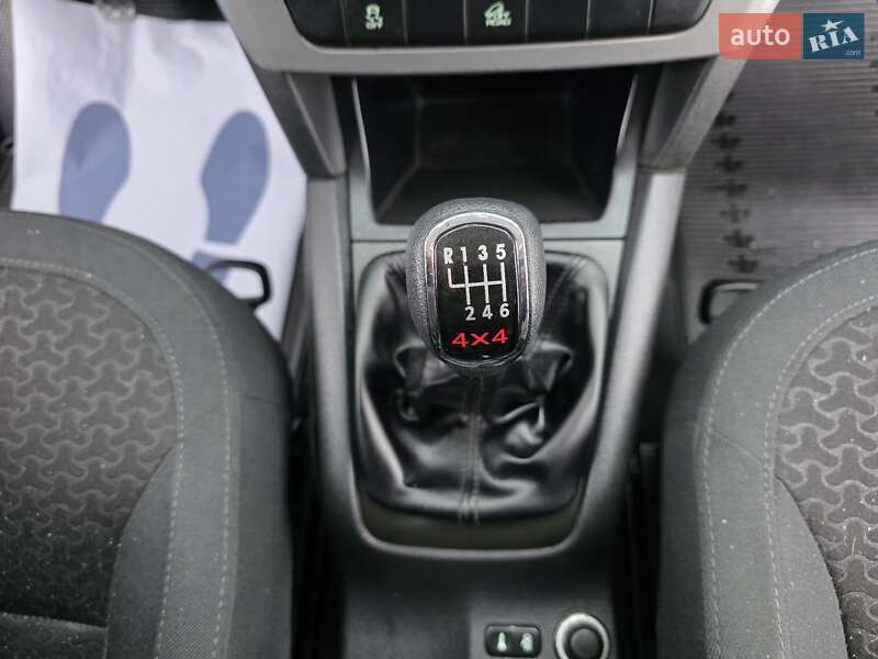 Позашляховик / Кросовер Skoda Yeti 2012 в Хмельницькому