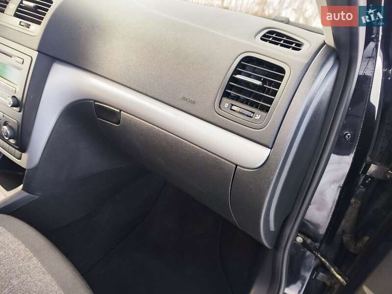 Внедорожник / Кроссовер Skoda Yeti 2014 в Львове