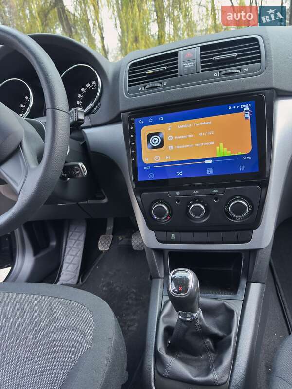 Внедорожник / Кроссовер Skoda Yeti 2014 в Киеве