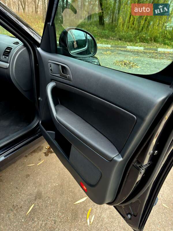 Внедорожник / Кроссовер Skoda Yeti 2014 в Киеве