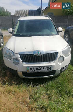 Позашляховик / Кросовер Skoda Yeti 2011 в Києві