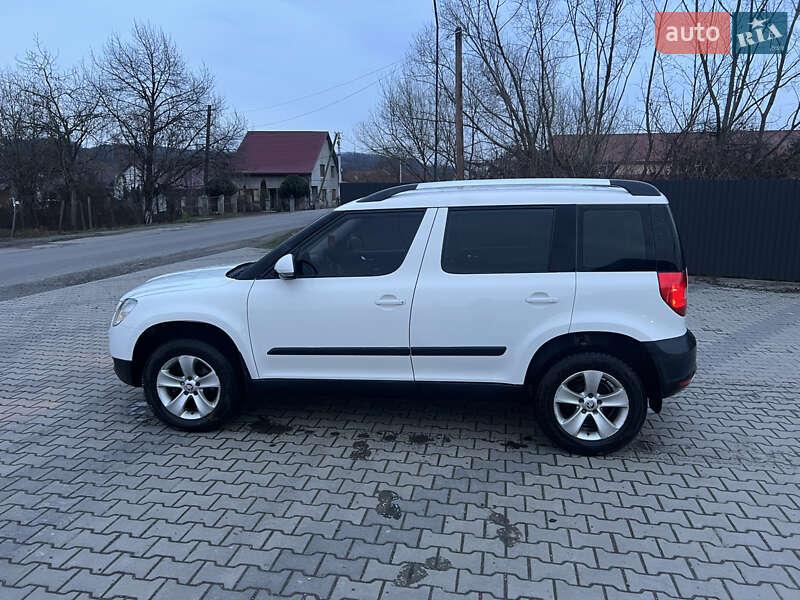 Внедорожник / Кроссовер Skoda Yeti 2013 в Иршаве
