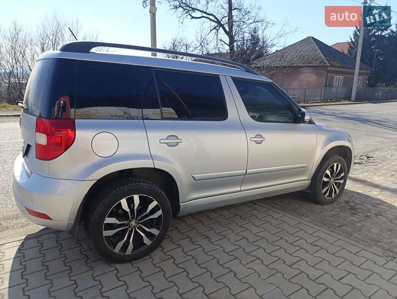 Внедорожник / Кроссовер Skoda Yeti 2016 в Хусте