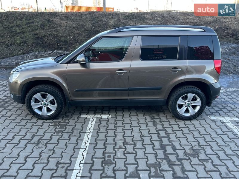 Внедорожник / Кроссовер Skoda Yeti 2012 в Киеве