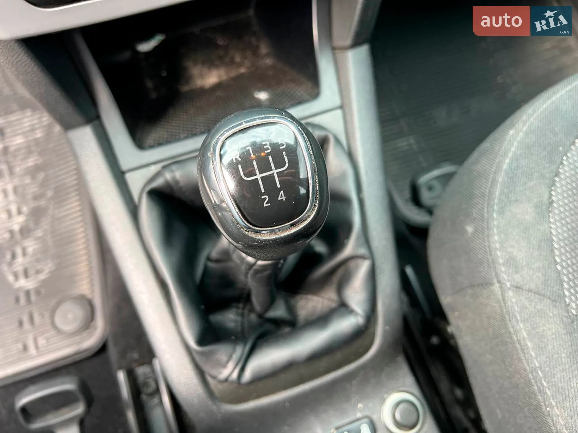 2013 Skoda Yeti - мініатюра 29