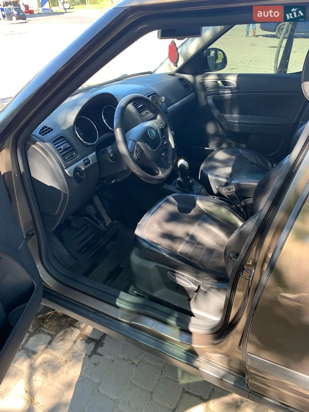 2010 Skoda Yeti - мініатюра 8