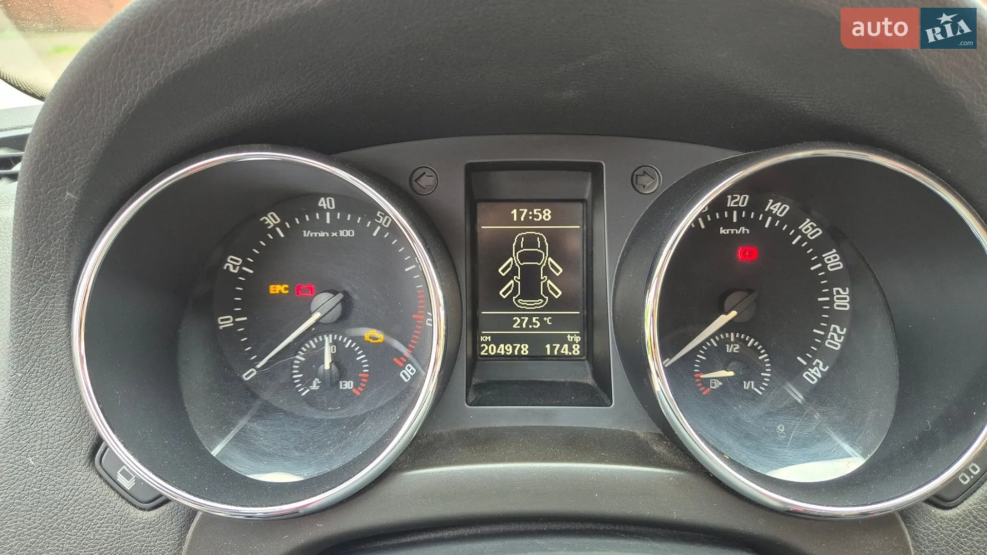 2010 Skoda Yeti - мініатюра 12