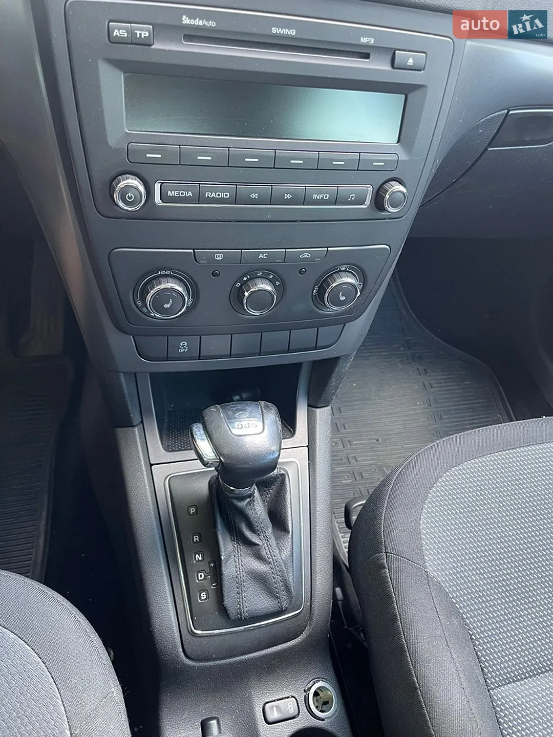 2010 Skoda Yeti - мініатюра 9