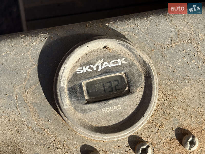 Ножничный подъемник Skyjack SJ 2020 в Киеве