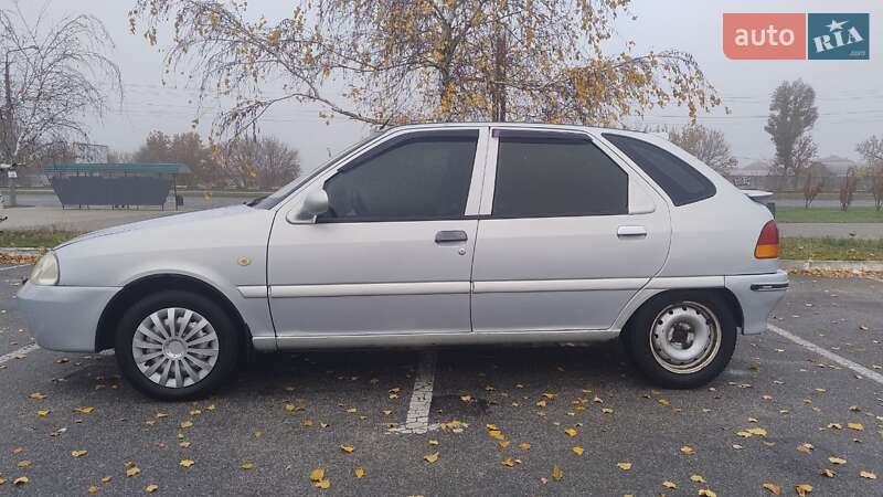 Хетчбек SMA Maple C31 2006 в Запоріжжі