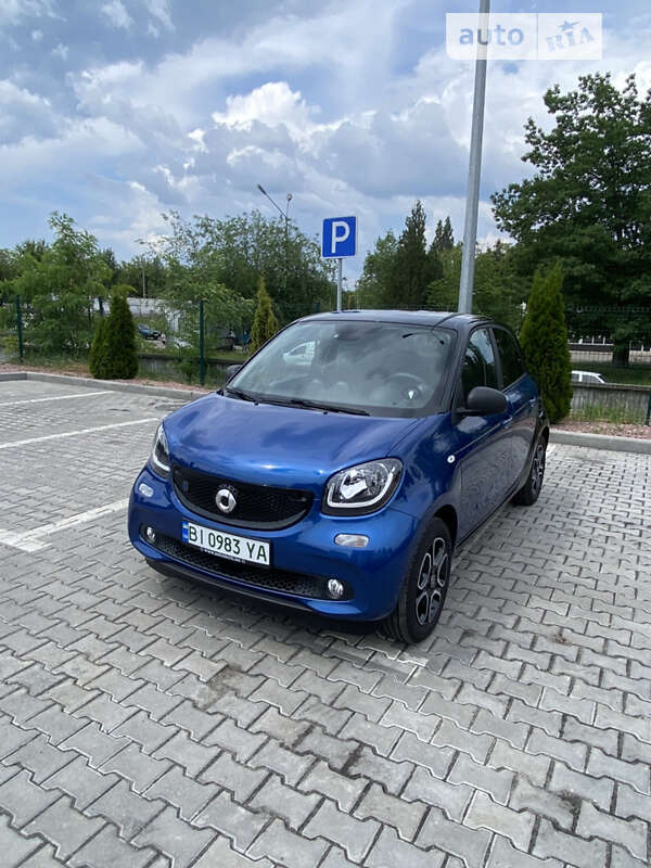 Хэтчбек Smart EQ Forfour 2018 в 