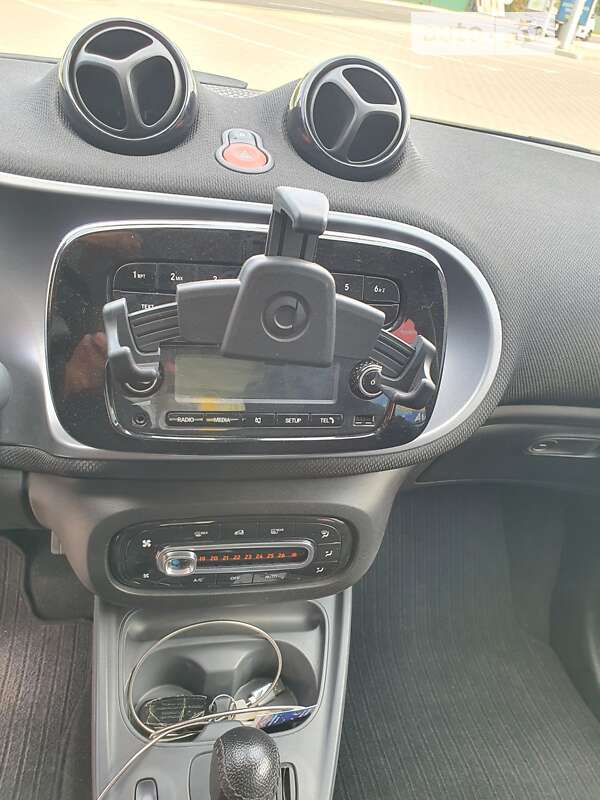 Хэтчбек Smart EQ Forfour 2019 в Киеве