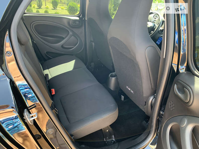 Хетчбек Smart EQ Forfour 2020 в Чернівцях